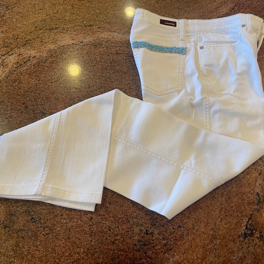 Cambio NWOT White Beaded Mid-Rise Jade White Pants Jeans Size 2 Retail $275